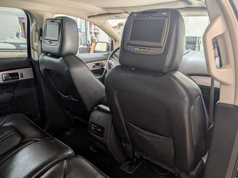 Used 2012 Lincoln MKX AWD image 19