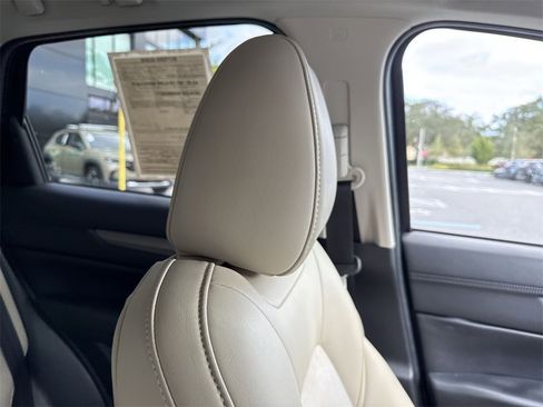 Used 2018 MAZDA CX-5 Touring w/ Preferred Equipment Package image 18