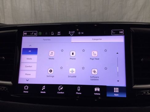 Used 2024 Chrysler Pacifica Touring-L FWD image 29