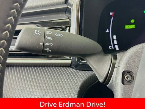 Certified 2026 Toyota Camry SE FWD image 15
