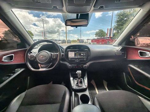Used 2020 Kia Soul GT-Line Turbo FWD image 19