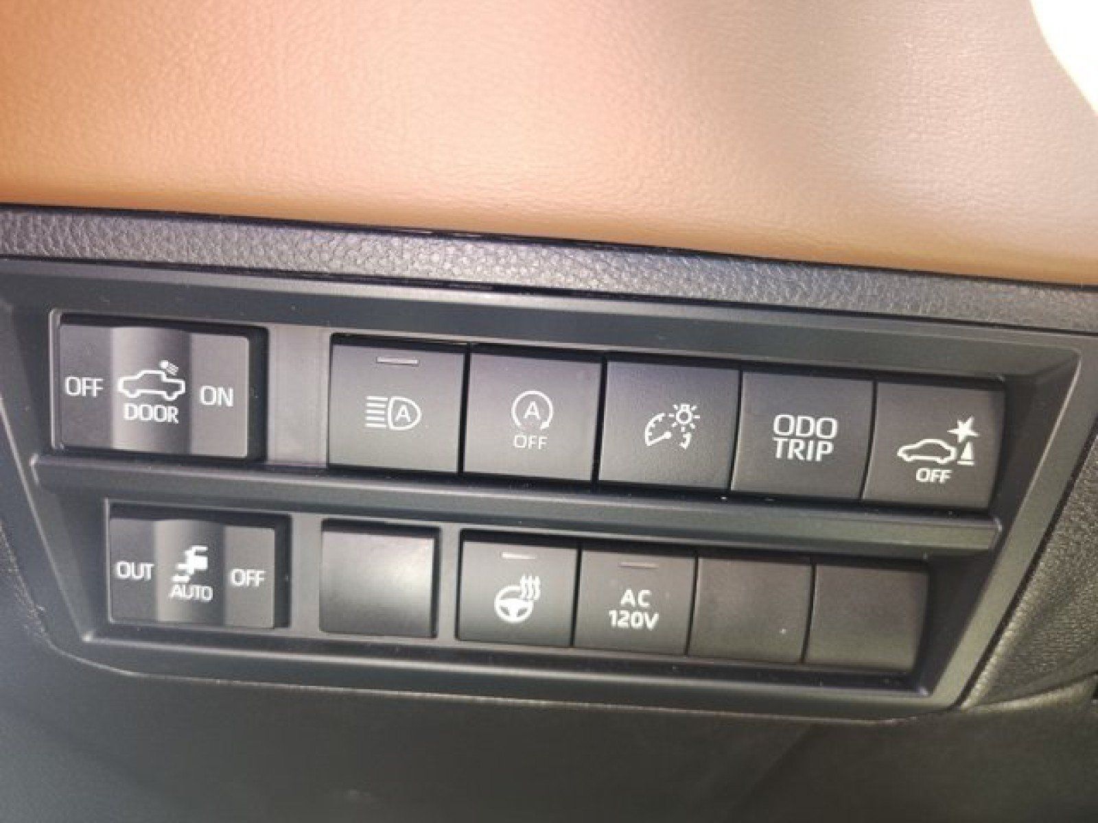 Used 2025 Toyota Tundra 1794 Edition AWD/4WD image 29