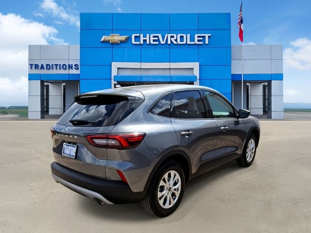 Used 2026 Ford Escape Active FWD image 9