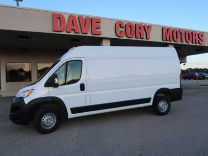 Used 2025 RAM ProMaster 2500 w/ Convenience Group