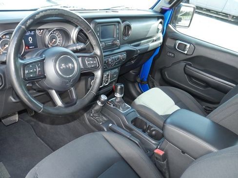 Used 2020 Jeep Gladiator Sport w/ Quick Order Package 24S AWD/4WD image 14