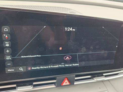 New 2025 Hyundai Elantra SEL FWD image 19