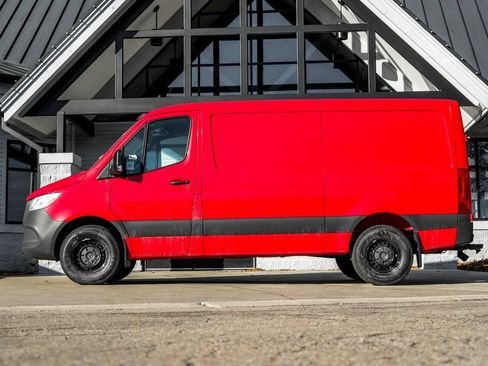 Used 2026 Mercedes-Benz Sprinter 2500 image 3
