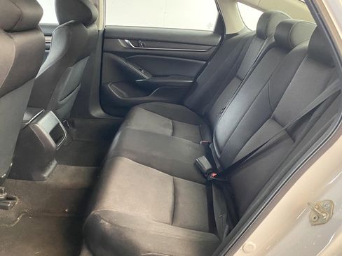 Used 2018 Honda Accord LX image 15