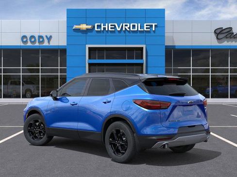 New 2026 Chevrolet Blazer LT image 3