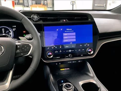 New 2026 Lexus RZ 450e AWD w/ Technology Package image 7
