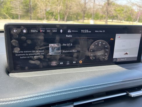 Used 2023 Genesis GV70 2.5T w/ Sport Prestige Package image 22