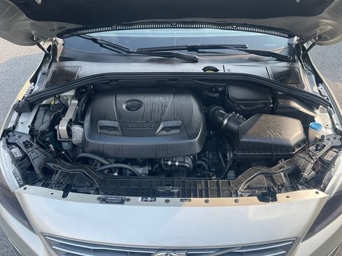 Used 2018 Volvo S60 T5 Inscription AWD/4WD image 12
