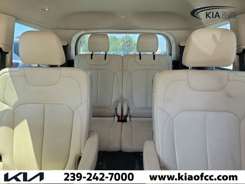 Used 2022 Jeep Grand Cherokee L Limited image 8