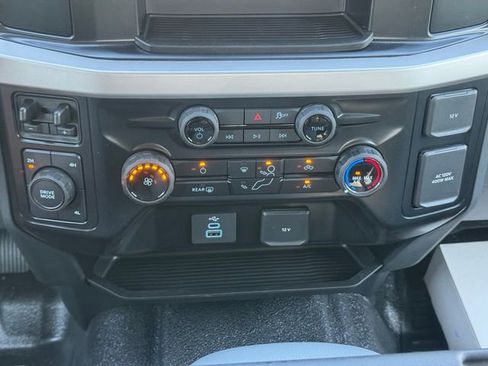 New 2025 Ford F550 4x4 Crew Cab Super Duty w/ XL Chrome Package image 17