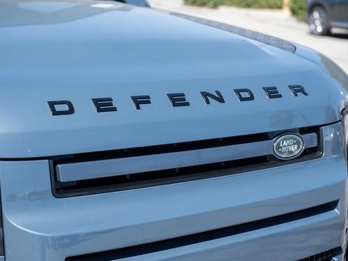Used 2023 Land Rover Defender 110 S AWD/4WD image 11
