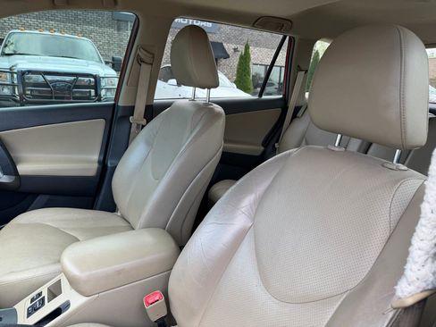 Used 2011 Toyota RAV4 Limited image 11