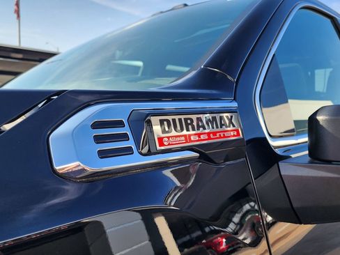 New 2025 GMC Sierra 2500 Denali w/ Denali Reserve Package image 10