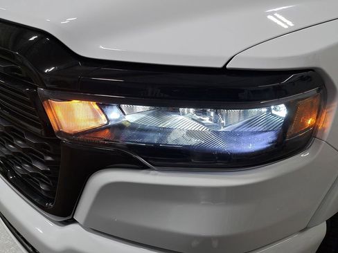 New 2026 RAM 1500 4x4 Crew Cab image 30