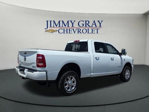 Used 2024 RAM 2500 Laramie AWD/4WD image 5