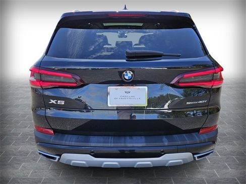 Used 2021 BMW X5 sDrive40i w/ Premium Package image 3