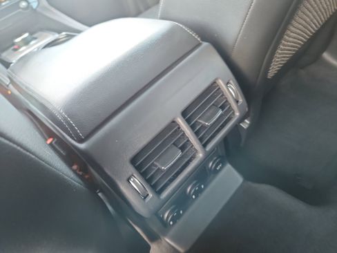 Used 2017 Jaguar F-PACE S image 33