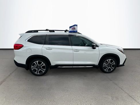 Used 2024 Subaru Ascent Touring w/ Popular Package #2 AWD/4WD image 8