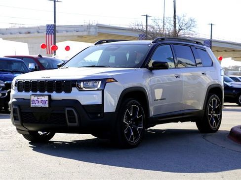 New 2026 Jeep Cherokee Overland image 7