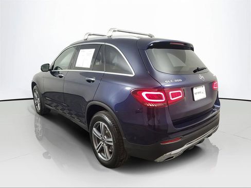 Used 2022 Mercedes-Benz GLC 300 4MATIC image 4