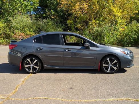 Used 2018 Subaru Impreza 2.0i Sport image 3