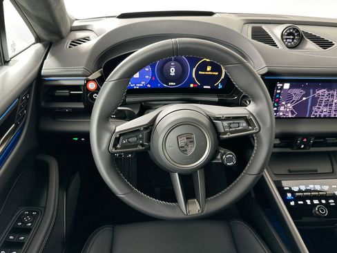 Certified 2025 Porsche Macan Turbo Electric image 18