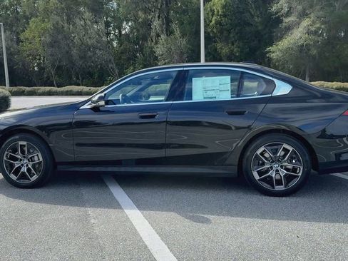 New 2026 BMW 530i xDrive w/ Premium Package image 5