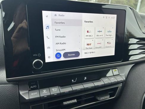 Used 2025 Toyota Camry LE image 17