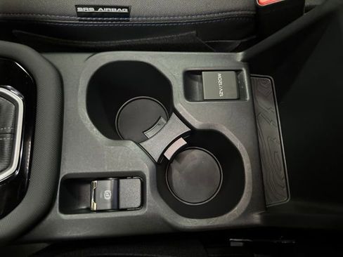 Used 2025 Subaru Forester Premium AWD/4WD image 22