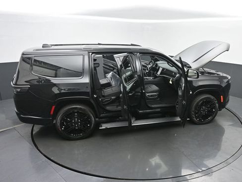 New 2026 Jeep Grand Wagoneer Limited AWD/4WD image 61