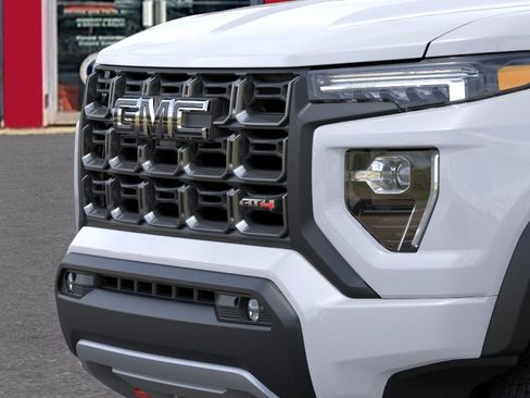 New 2026 GMC Canyon AT4 w/ AT4 Premium Package AWD/4WD image 37