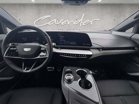 Certified 2025 Cadillac Optiq Sport 1 AWD/4WD image 19