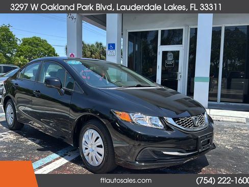 Used 2013 Honda Civic LX image 3