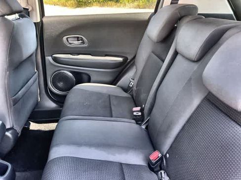 Used 2022 Honda HR-V EX image 14