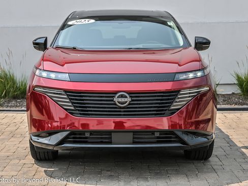 Used 2025 Nissan Murano Platinum w/ Cargo Package image 2