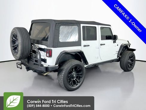 Used 2016 Jeep Wrangler Unlimited Sport w/ Max Tow Package AWD/4WD image 14
