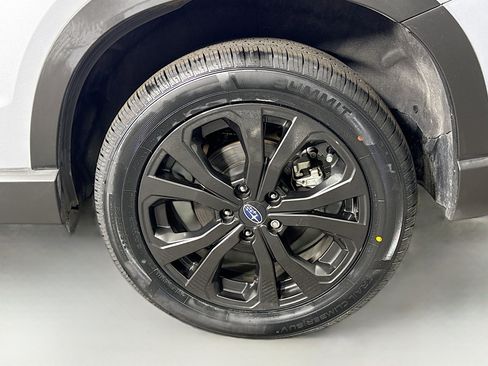 Used 2024 Subaru Forester Sport image 37