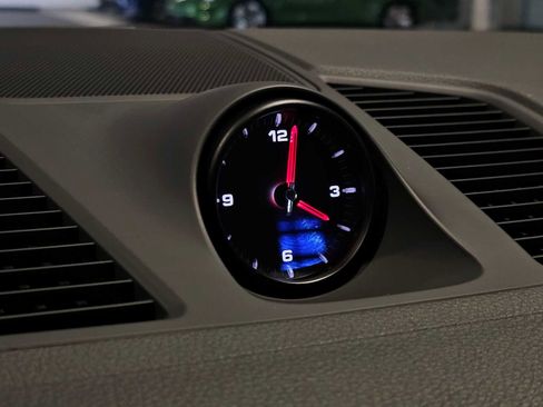 Used 2023 Porsche Cayenne image 29