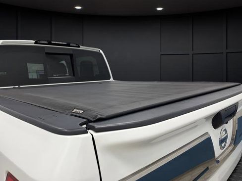 Used 2017 Nissan Titan Platinum Reserve AWD/4WD image 37