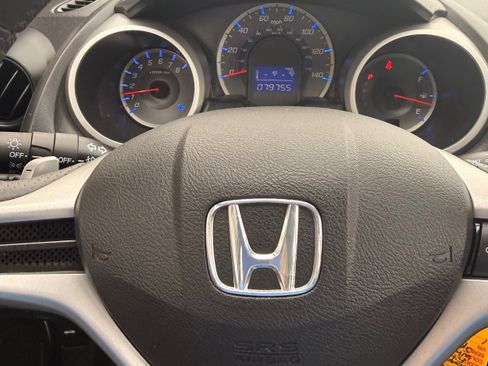 Used 2010 Honda Fit Sport image 3