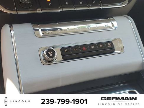New 2026 Lincoln Aviator Reserve AWD/4WD image 30