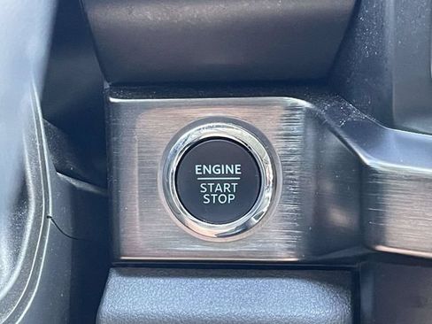 Certified 2024 Ford F250 Lariat w/ Lariat Ultimate Package AWD/4WD image 21