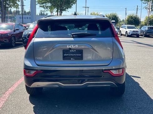 Certified 2023 Kia Niro Wind w/ Wind Preserve Package FWD image 10