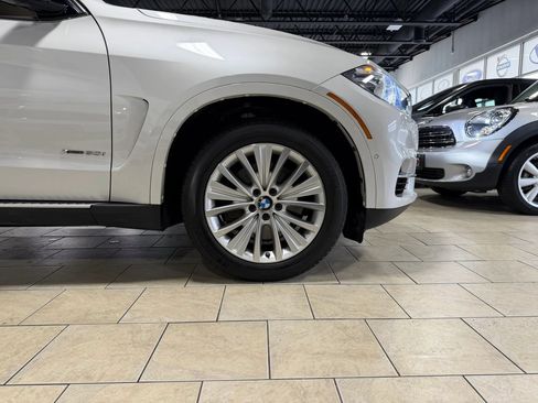 Used 2016 BMW X5 xDrive50i AWD/4WD image 38