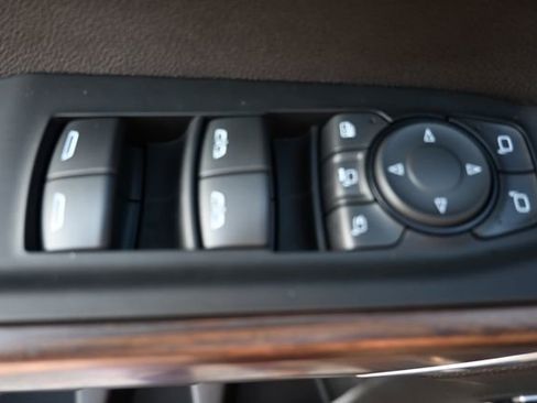 Used 2023 Chevrolet Silverado 2500 High Country w/ LPO, Hitch Package image 11