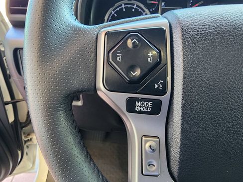 Used 2022 Toyota 4Runner Limited RWD image 21